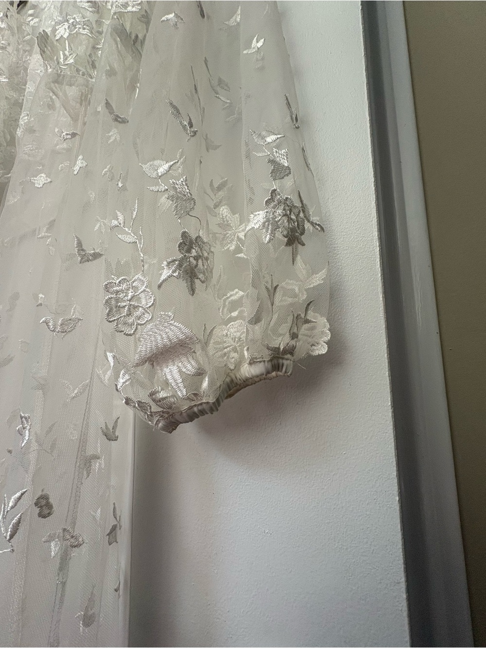 White Embroidered Bridal Robe - Picture 3 of 4